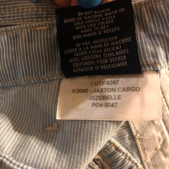 Fidelity Jaxton Relaxed Cargo in Jezebelle Color - Picture 8 of 8